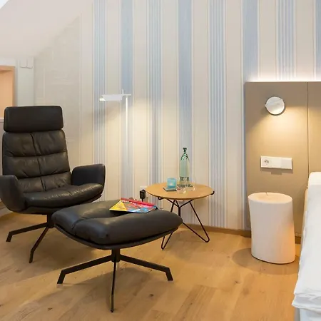 Restaurant Seehalde מלון *